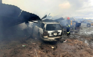 Straty w pożarze oszacowano na minimum 180 tysięcy złotych, Foto: OSP Borki