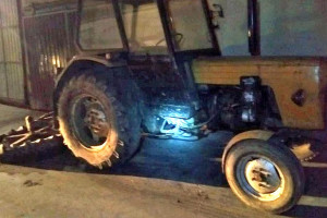Mołdawianin ukradł traktor i pojechał nim po alkohol