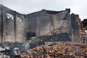 Postawiono zarzuty po pożarze magazynów w byłej Cukrowni Jawor