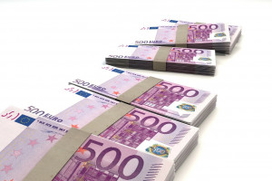 Politycy PSL: Polska na razie nie spełnia warunków do zmiany waluty na euro, ale należy do tego dążyć