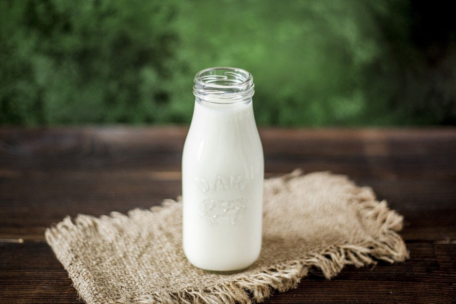 Mleko leczące COVID-19, to kolejny produkt oszustów, który pojawił  się podczas trwania epidemii koronawirusa, fot. pixabay