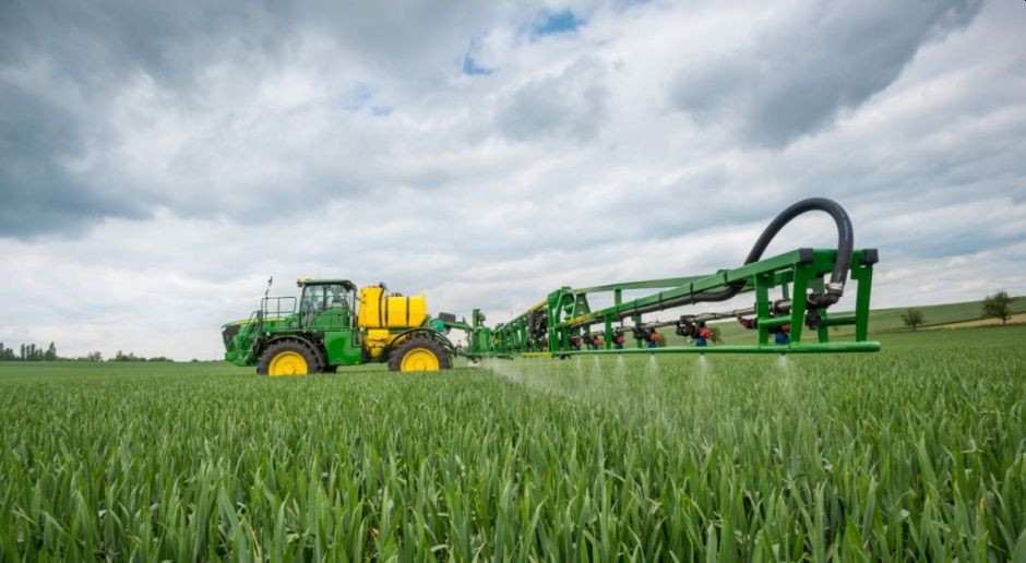 Ceny srodków ochrony z powodu koronawirusa mogą wzrosnąć, fot. John Deere Ceny środków ochrony roślin mogą wzrosnąć