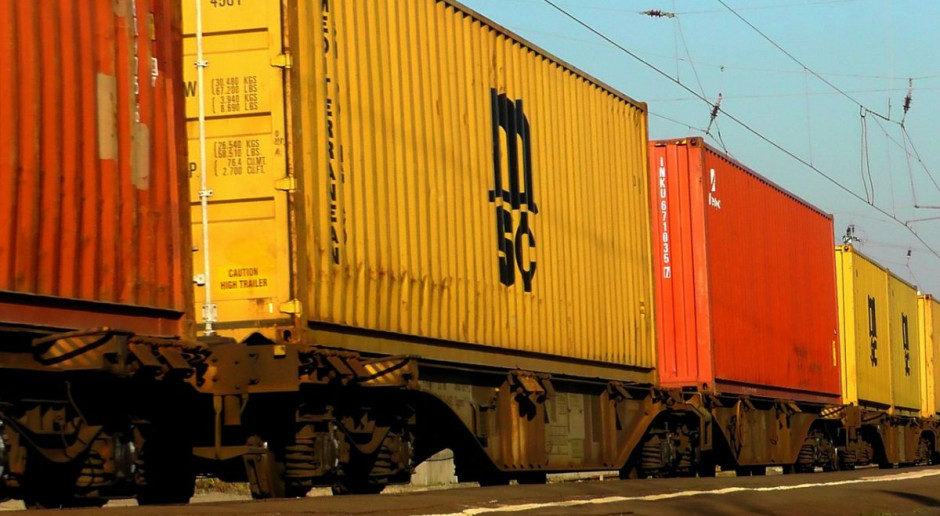 Żywnośc z Polski może przejeżdżać koleją przez Rosję do Chin, Foto: pixabay Spółka zależna PKP Cargo uzyskała możliwość transportu żywności z Polski do Chin