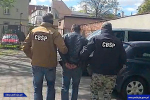 Policja rozbiła gang wyspecjalizowalny w kradzieżach środków ochrony roślin