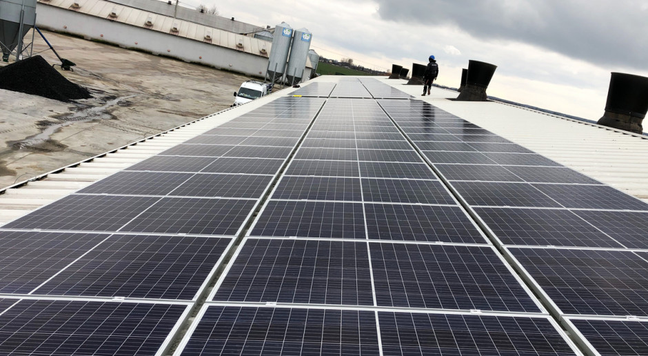 Im większa moc instancji fotowoltaicznej i zużycie energii elektrycznej w gospodarstwie rolnym, tym szybciej zwraca się inwestycja w fotowoltaikę, Fot. OZE Projekt Group