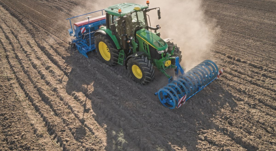 Ciągniki John Deere 6M będą teraz miały opcję wyposażenia w przekładnię bezstopniową AutoPowr, fot. JD John Deee 6M teraz również z przekładnią bezstopniową