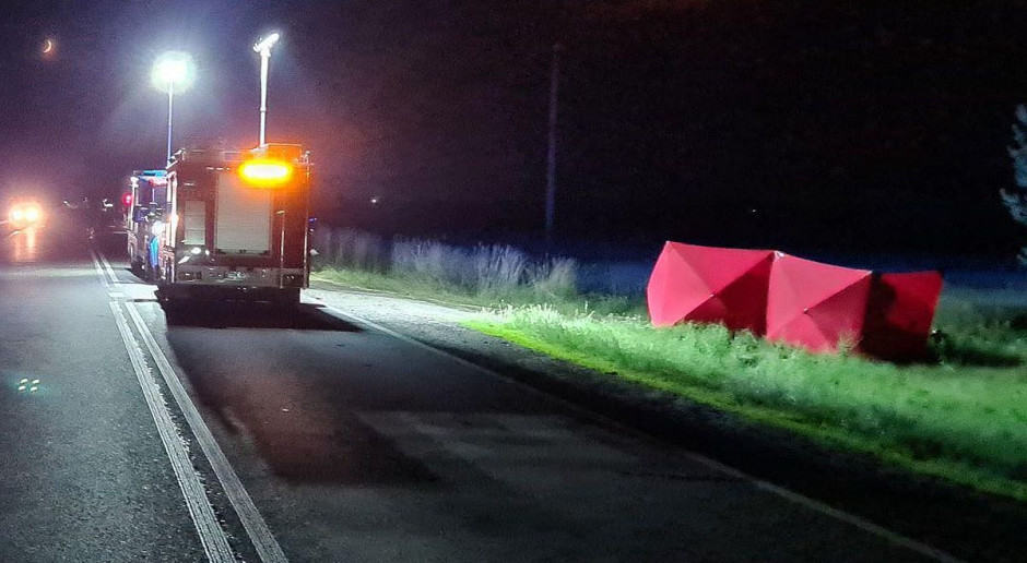 Motocyklista zginął po zderzeniu z ciągnikiem, fot. Policja Motocyklista najechał na opryskiwacz, zginął na miejscu
