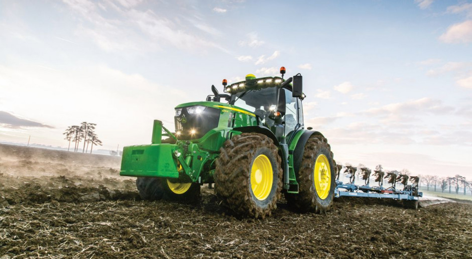 John Deere 6250R, fot. JD Telematyka JDLink od teraz w standardzie ciągników 6R