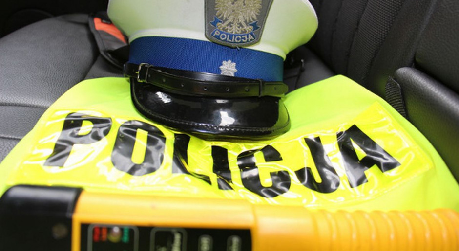 Rowerzystka wydmuchał w alkomat ponad 3 promile, Foto: Policja Nietrzeźwa rowerzystka wjechała w beczkę asenizacyjną