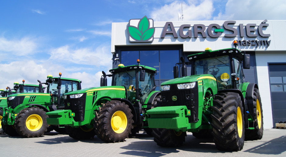 fot. HJ 10 nowych John Deere'ów z Agro-Sieci dla Laird Agro Group