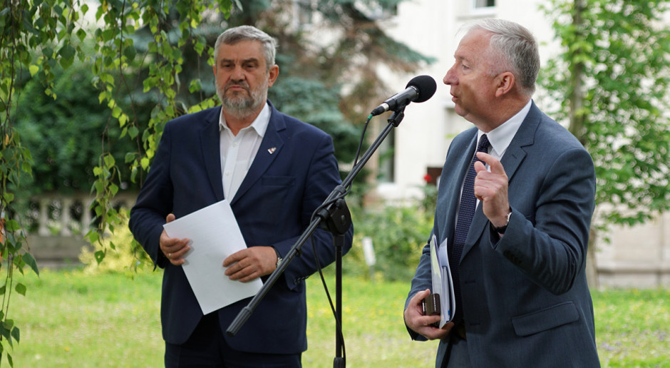 Podczas konferencji, fot. MRiRW Są stawki pomocy po koronawirusie – od 1 tys. zł do 7 tys. euro
