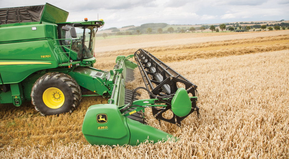 Odpowiedni serwis kombajnu to sprawne i bezproblemowe żniwa; fot. mat. prasowe „Obietnica żniwna” i 60 tys. zł do wygrania od John Deere'a