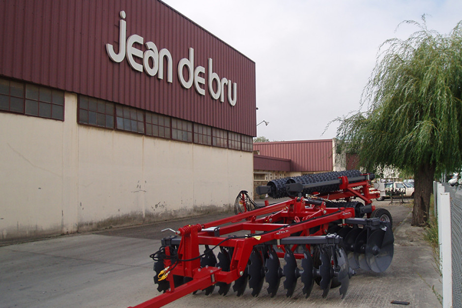 Firma Jean de Bru po ponad 100 latach działalności została postawiona w stan likwidacji