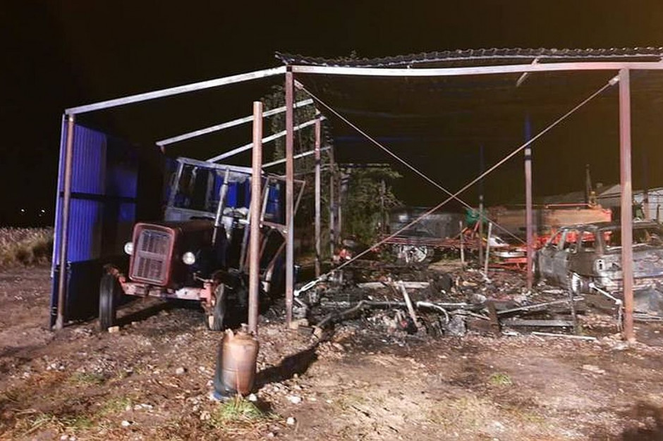 Straty w wyniku pożaru szacowane są wstępnie na ponad 150 tys. zł, fot. OSP Wierzbica