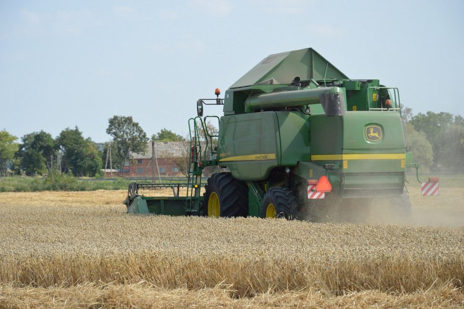 W Australii rozpoczęły się zbiory zbóż, a rolnicy po dwóch złych latach z powodu suszy oczekują w tym sezonie na bardzo dobre wyniki;