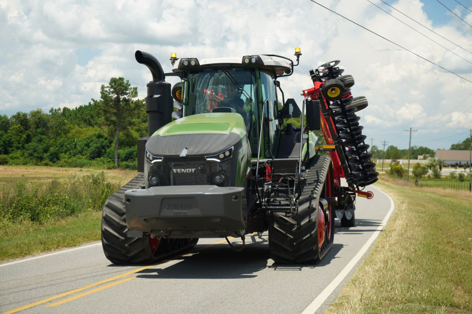 Fendt 1167 Vario MT o mocy 673 KM, czyli największy model nowego typoszeregu ciągników gąsienicowych, fot. mat. prasowe