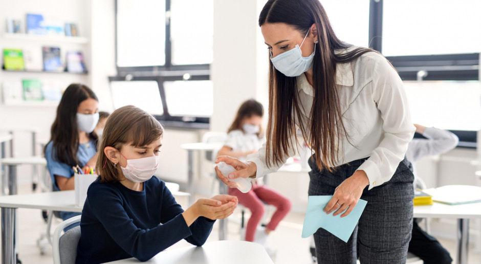 Fot. Shutterstock MEN o bezpiecznym powrocie uczniów do szkół
