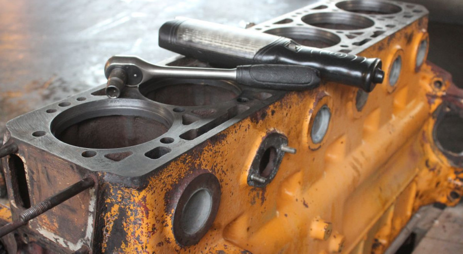 Brakuje niezależnych serwisów maszyn rolniczych, ale i autoryzowane serwisy narzekają na brak rąk do pracy, fot.kh Dobry mechanik potrzebny "na wczoraj"
