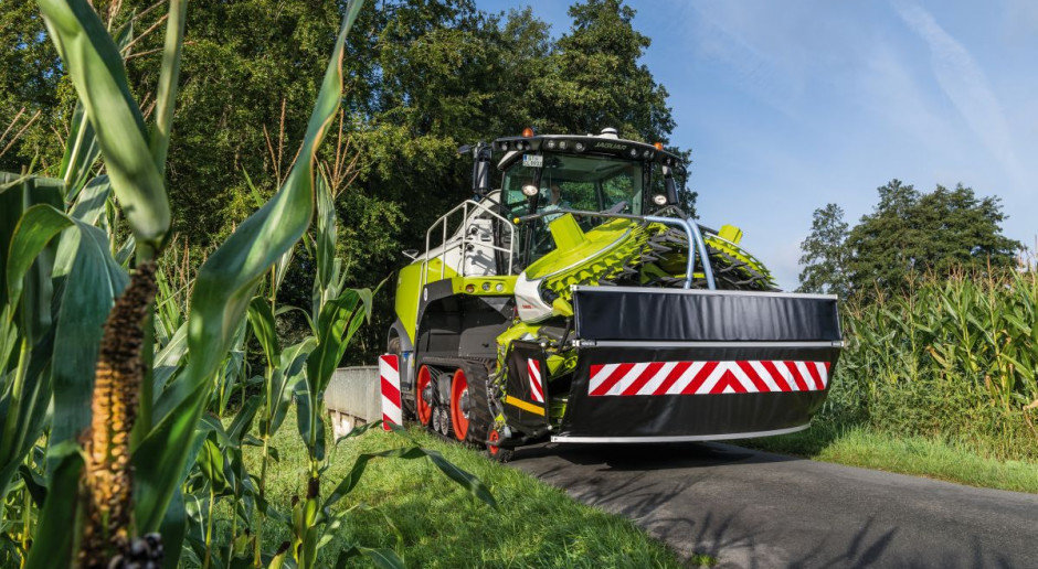Claas Orbis składa się do transportu do 3 m, fot. Claas Nowa przystawka Claas Orbis - 9 m składana do 3 m