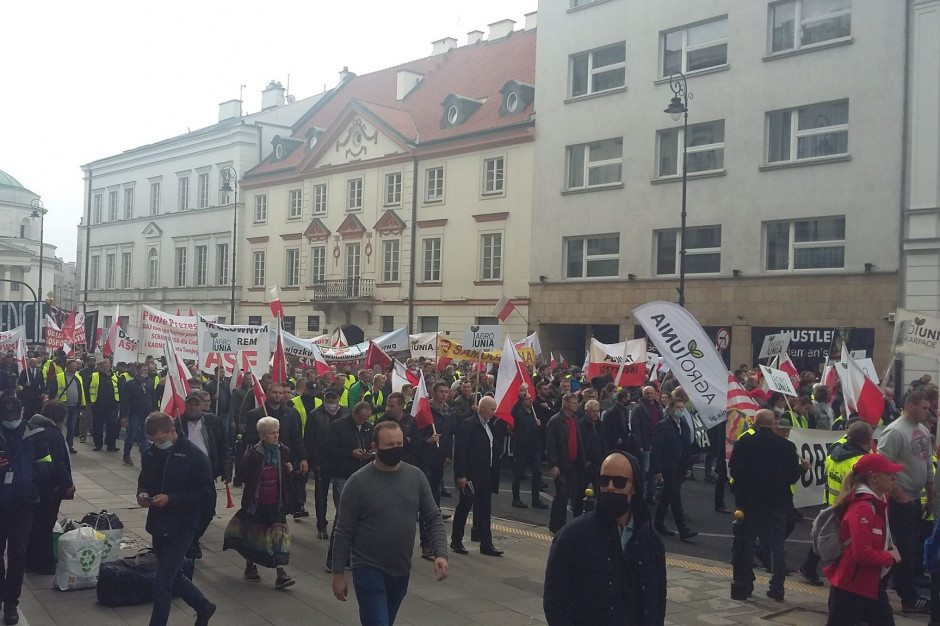 Konfederacja Popiera Protest Rolników W Warszawie