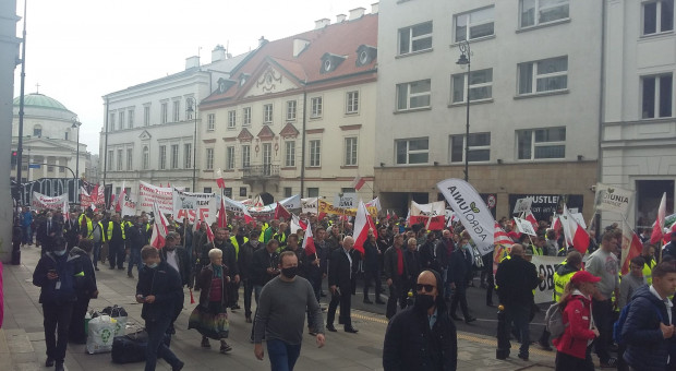 Konfederacja popiera protest rolników w Warszawie