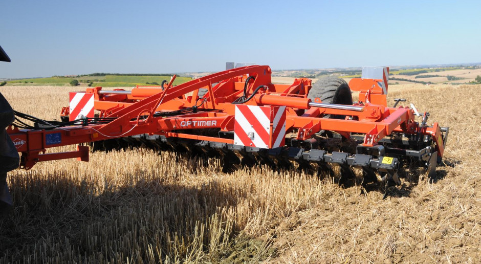 Obecnie gama produktowa kompaktowych bron talerzowych Kuhn Optimer liczy 9 modeli o szerokościach roboczych od 3 do 12 m fot. mat. prasowe Kuhn rozszerza ofertę kompaktowych bron talerzowych
