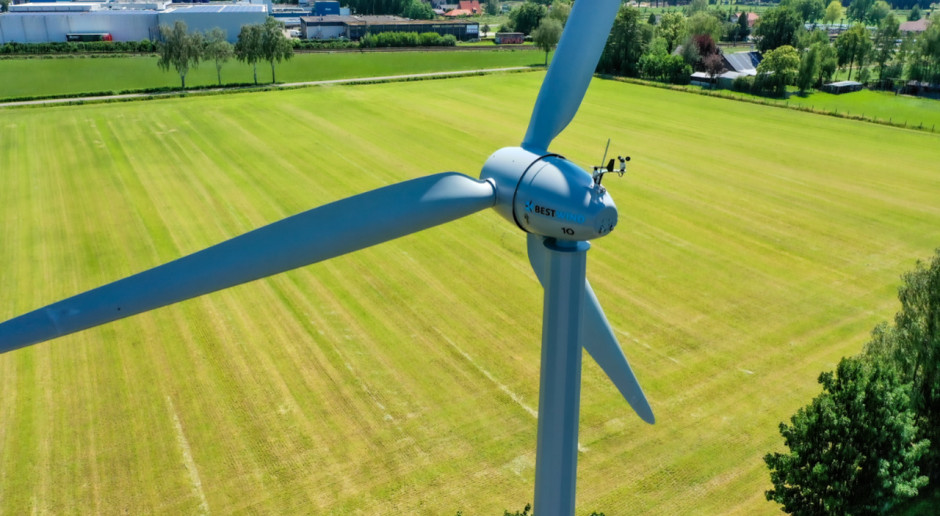 Jak ominąć ustawę odległościową przy inwestycji w elektrownię wiatrową?