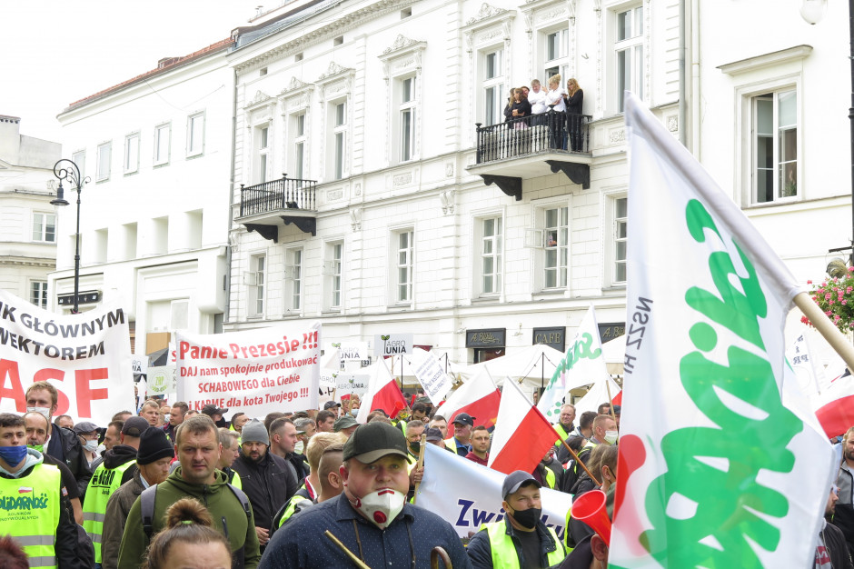NSZZ RI Solidarność protestuje przeciwko wwozowi ukraińskiego zboża do UE