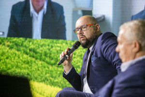 Zarzecki: Propozycja odroczenia zakazu uboju rytualnego bydła niczego nie zmienia