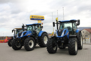 New Holland - Król jest jeden