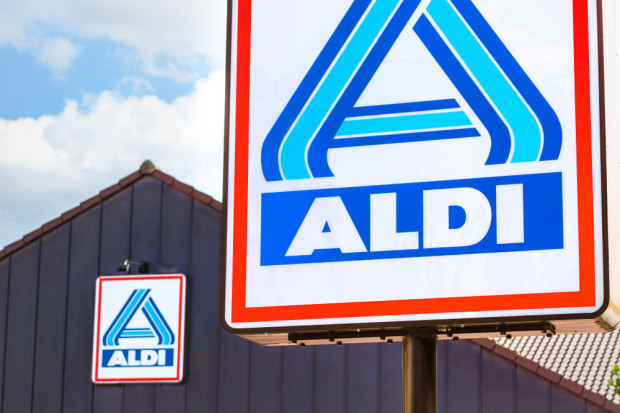 Tobias Arhelger / Shutterstock.com Niemcy: Aldi Nord zrywa umowę z rolnikami i obniża cenę masła