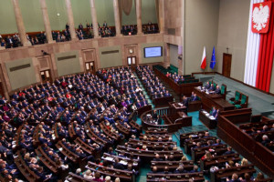 W Sejmie odbyło się drugie czytanie projektu ustawy o czternastej emeryturze