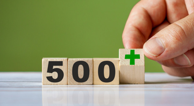 Od poniedziałku można składać wnioski "500 plus" przez internet