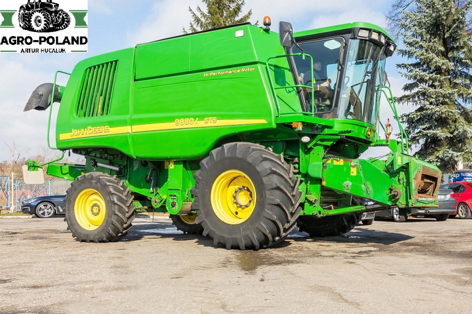 John Deere 9880i