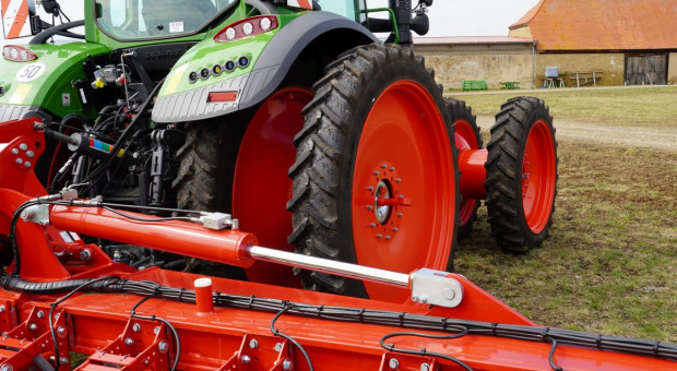 Przez Innowacyjność do Sukcesu Online: Co warto wiedzieć o ubezpieczeniu maszyn rolniczych?