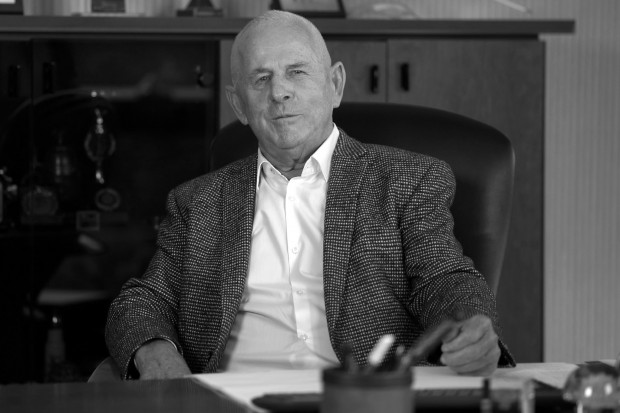 Karol Kania, fot. fb Karol Kania i Synowie Karol Kania, znany producent podłoża pod pieczarki, zginął w katastrofie helikoptera