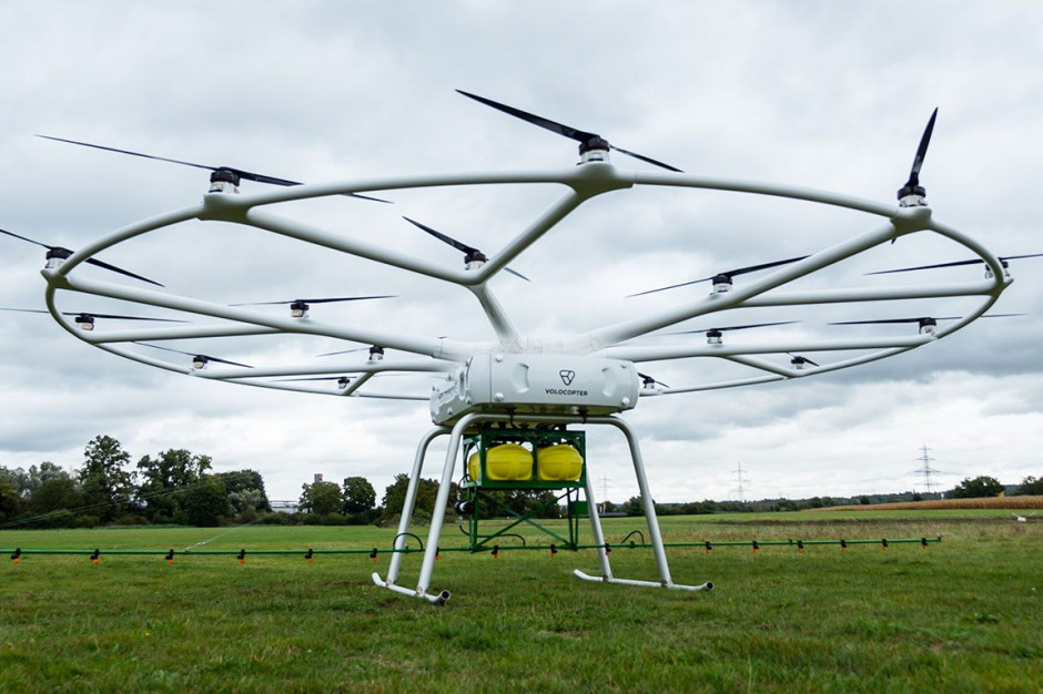 Czy drony wkroczą szerzej do rolnictwa? Jest duża szansa. Na zdjęciu John Deere VoloDrone, fot. mat. prasowe