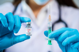 Dworczyk: Wkrótce wszyscy będą mieli skierowanie na szczepienia
