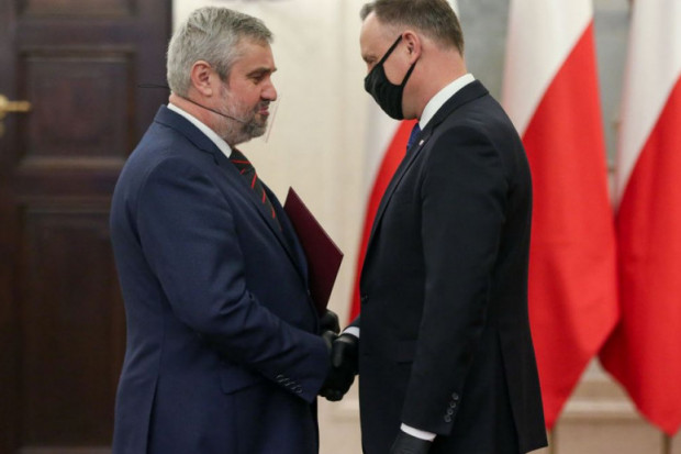 Jurgiel: Ardanowski miał czas zrealizować swoje złote rady, a stracił 1,5 mld euro dla polskiej wsi