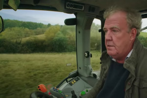 Jeremy Clarkson, owce i ciągnik Lamborghini - będzie ubaw
