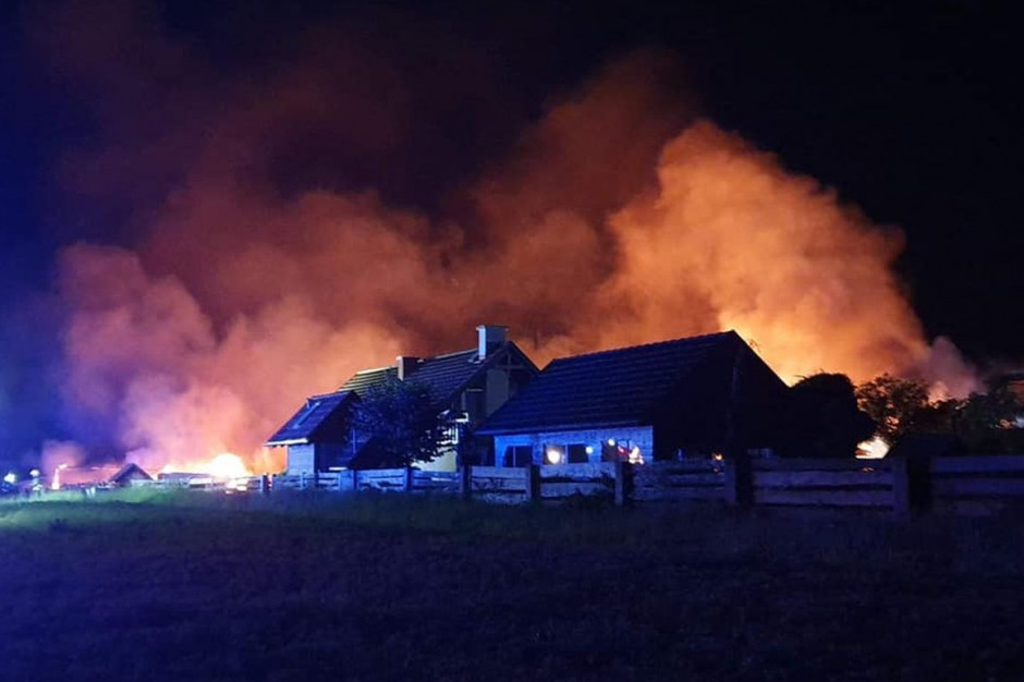 Spłonęły budynki i maszyny rolnicze Polska