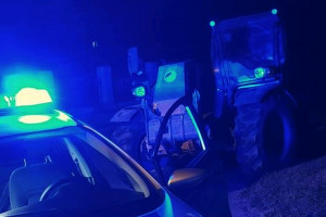 Zatrzymano pirata drogowego - jechał ładowarką rolniczą