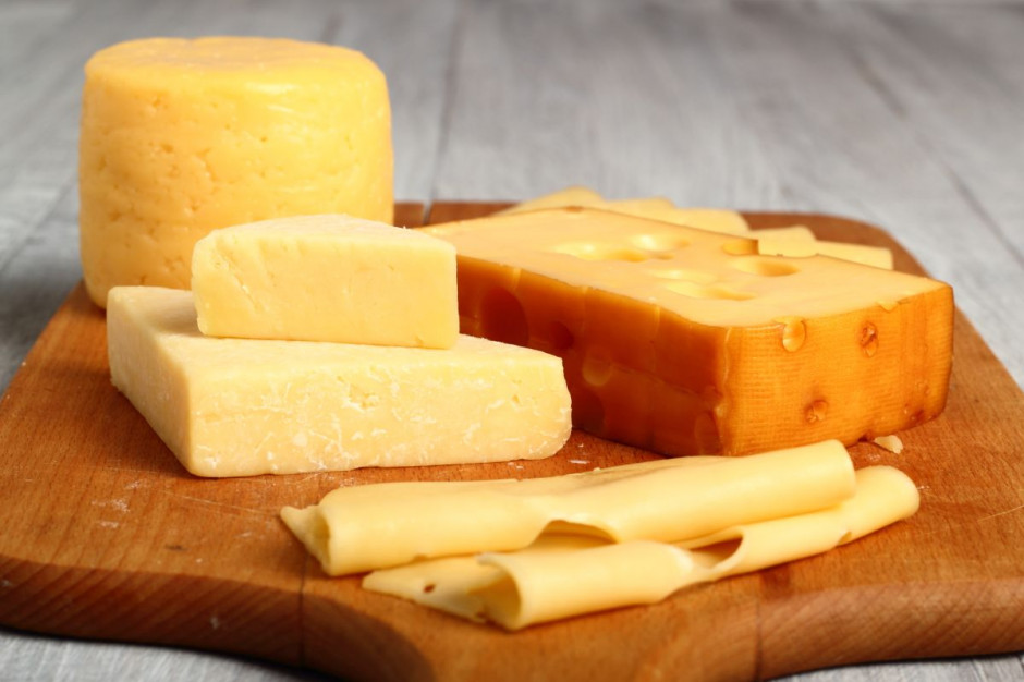 Kowalczyk: Nałożenie środków ochronnych w imporcie serów byłoby dla branży mleczarskiej w Polsce bardzo dotkliwe, fot. Shutterstock