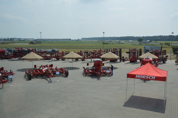 W nowym punkcie dilerskim Agro Sznajder będą oferowane wyłącznie maszyny firmy Horsch, fot. M.Wołosowicz Nowy punkt dilerski Agro Sznajder w Wielkopolsce z maszynami Horsch