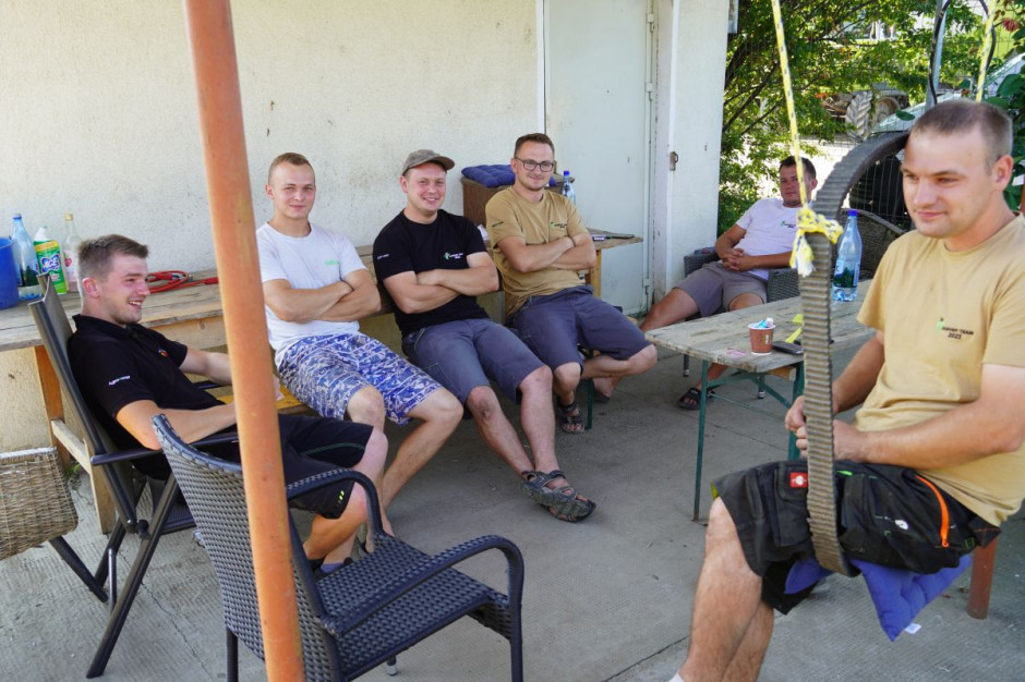 Maszyny gotowe, więc jest jeszcze krótka chwila relaksu przed wyjazdem do ciężkiej pracy, fot.kh