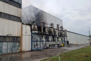 Łódzkie: Pożar w zakładach przetwórstwa ziemniaczanego w Głownie