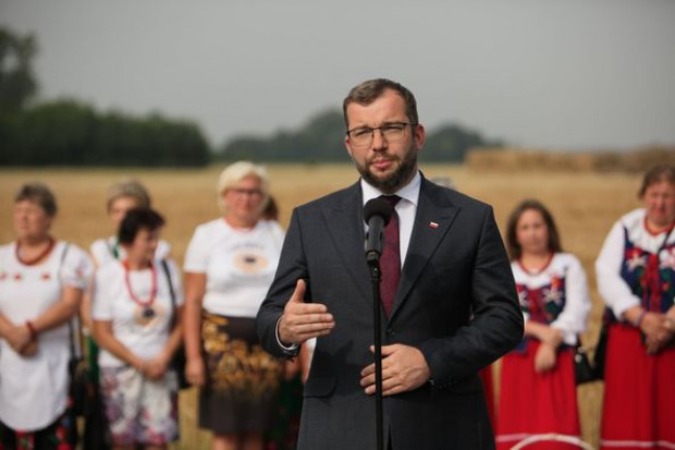 fot. media społecznościowe MRiRW Puda: WPR kładzie duży nacisk na poprawę warunków bytu zwierząt gospodarskich