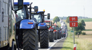 Rolnicy blokujący drogi w kilku województwach kończą protest