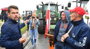 Drugi dzień protestu rolników na drodze krajowej nr 12