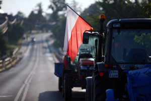 Drugi dzień protestów rolników na drogach w kilku województwach